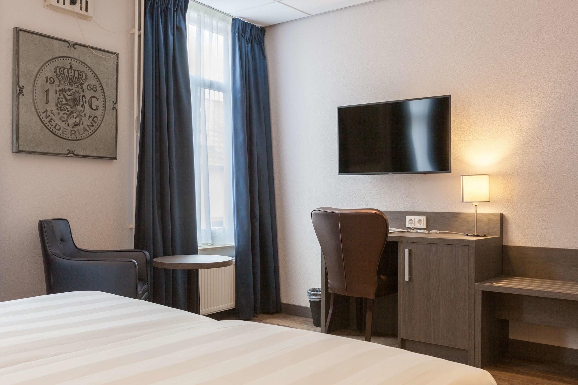 Hotel Western Baars 4*