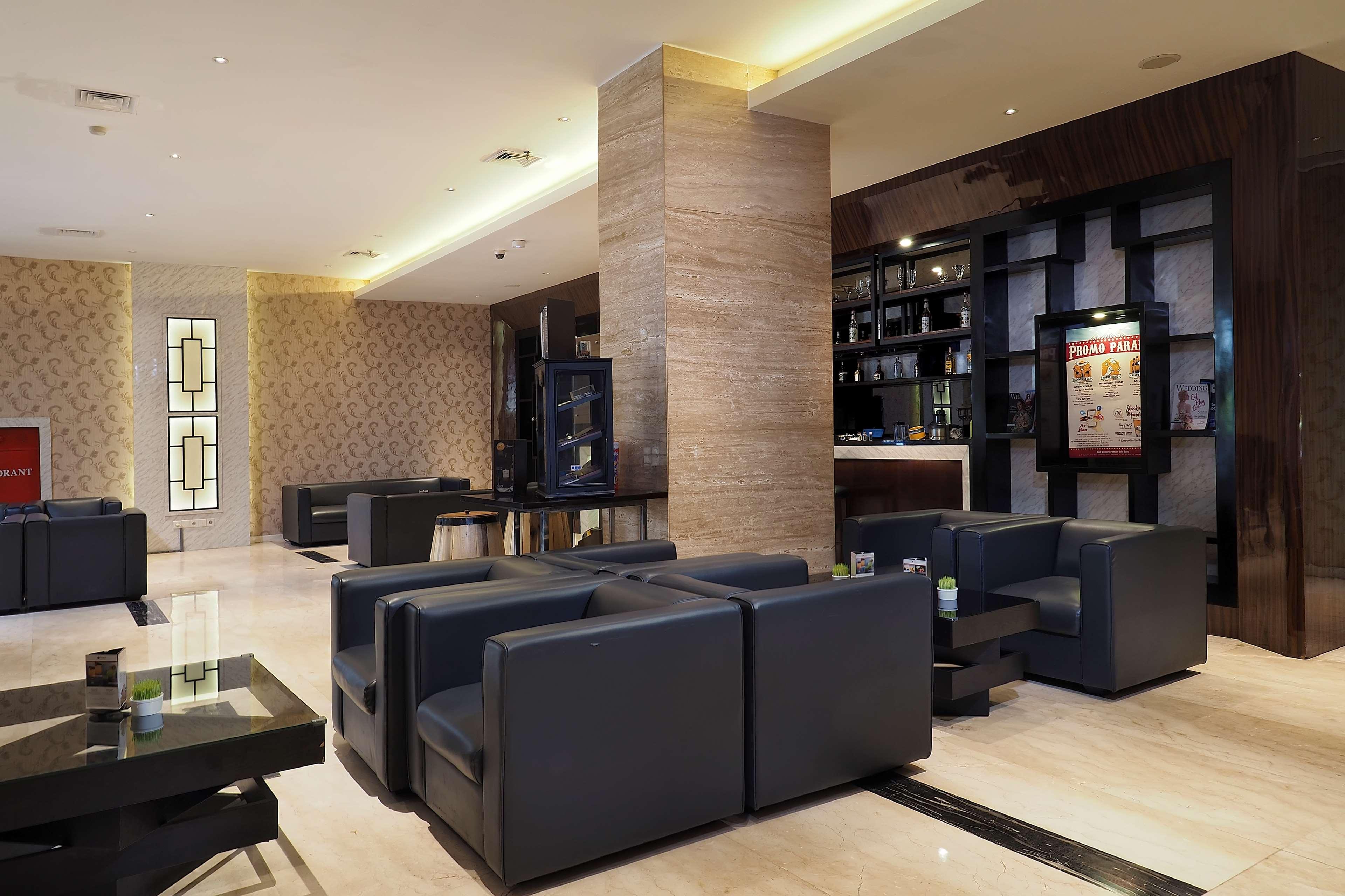 Western Baars Hotel